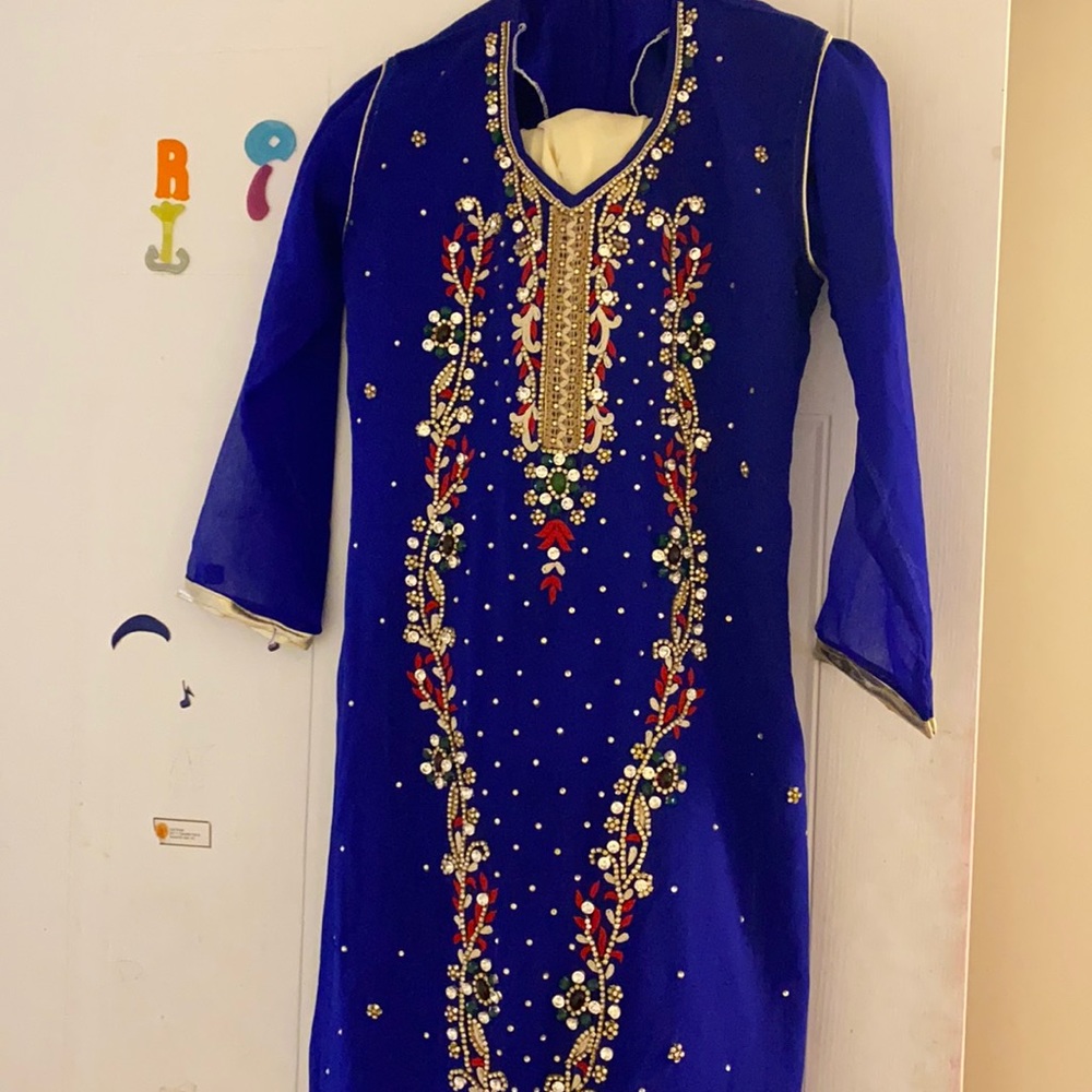 Girl dress